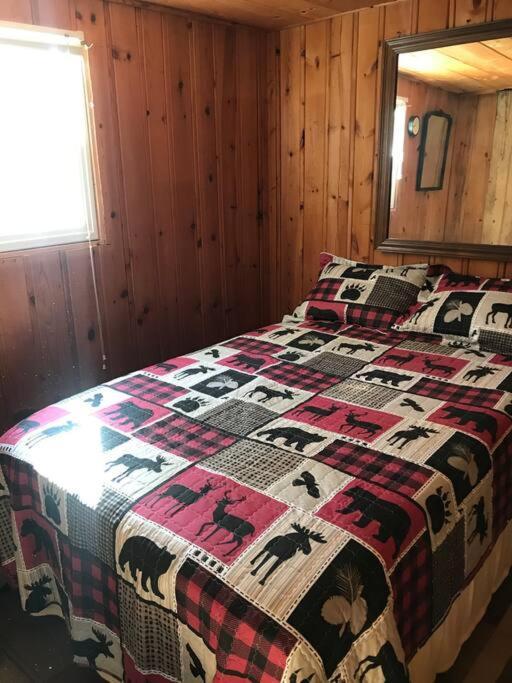 Mio Royce'S Outpost Rustic Cabin Nearby Trails מראה חיצוני תמונה
